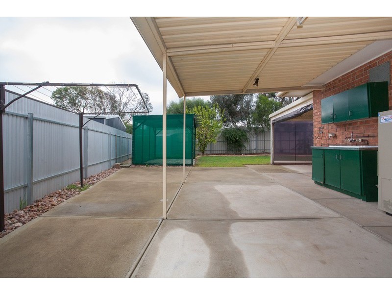 50 Bagalowie Crescent, Smithfield SA 5114