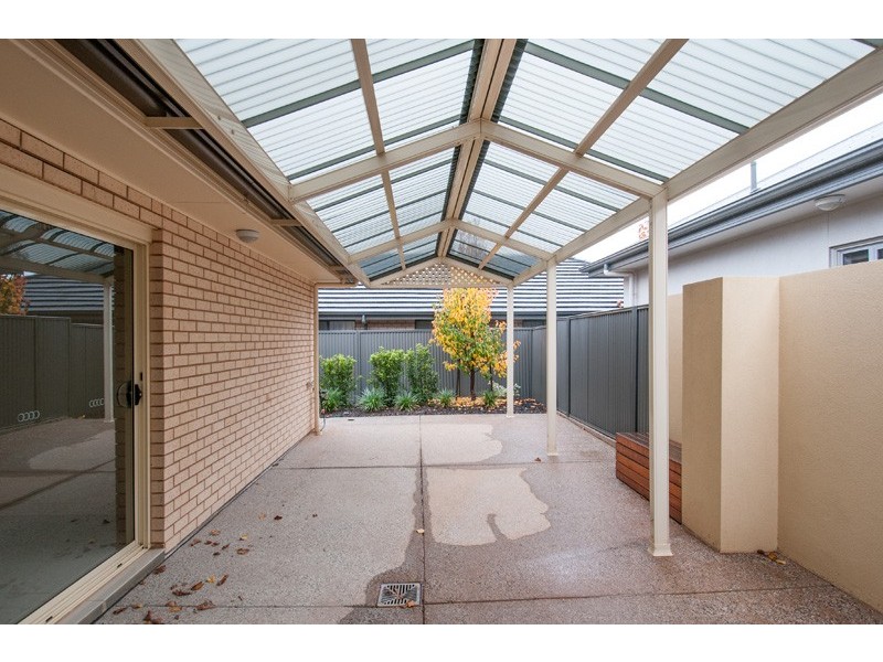 1 Hawick Ave, Blakeview SA 5114