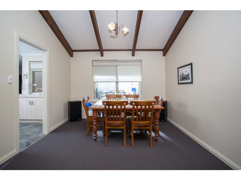 16 Petersens Parade, Salisbury Downs SA 5108