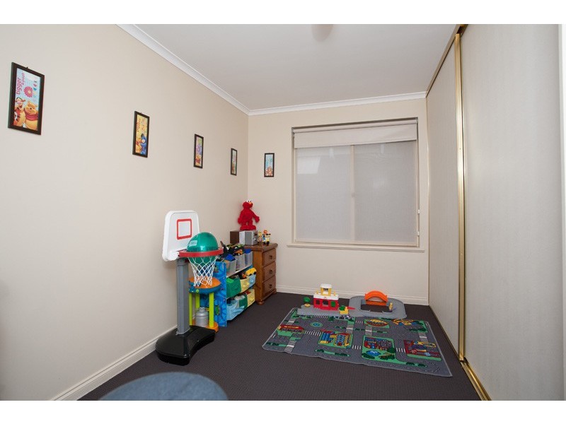 16 Petersens Parade, Salisbury Downs SA 5108