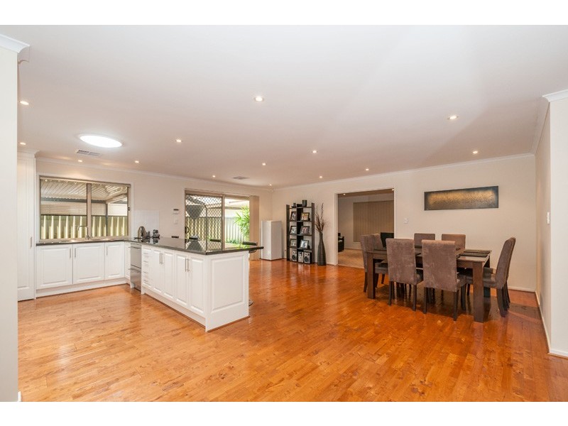 44 Everest Avenue, Andrews Farm SA 5114