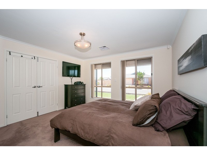 44 Everest Avenue, Andrews Farm SA 5114