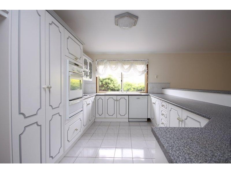 43 Cambridge Terrace, Hillbank SA 5112