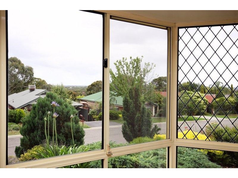 43 Cambridge Terrace, Hillbank SA 5112