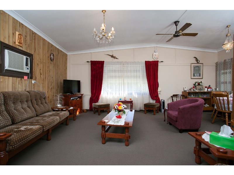 6 Wallace Road, Elizabeth Vale SA 5112