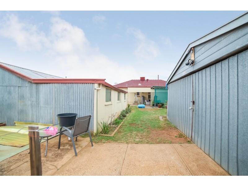 118 Harvey Road, Elizabeth South SA 5112
