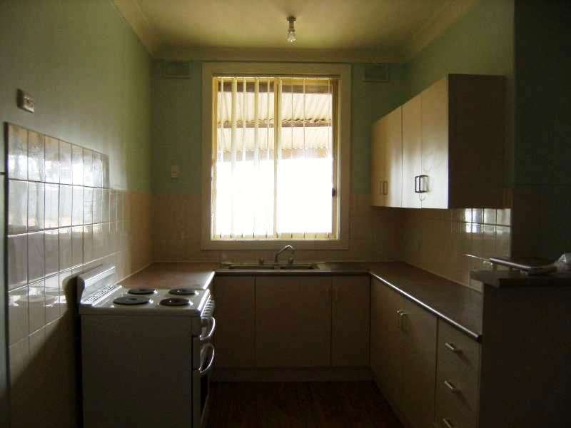 17 Burdell Street, Elizabeth Downs SA 5113