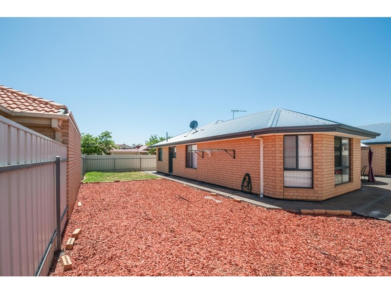 102 Caulfield Crescent, Paralowie SA 5108