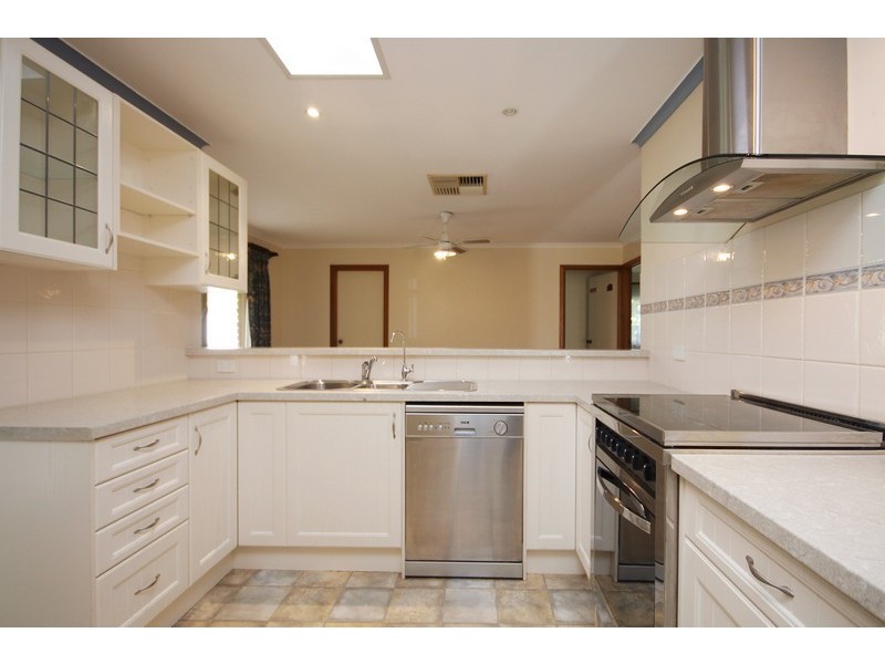 52 Camelot Drive, Paralowie SA 5108