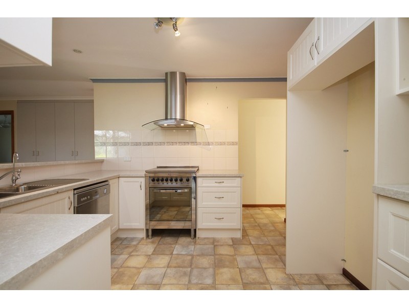 52 Camelot Drive, Paralowie SA 5108