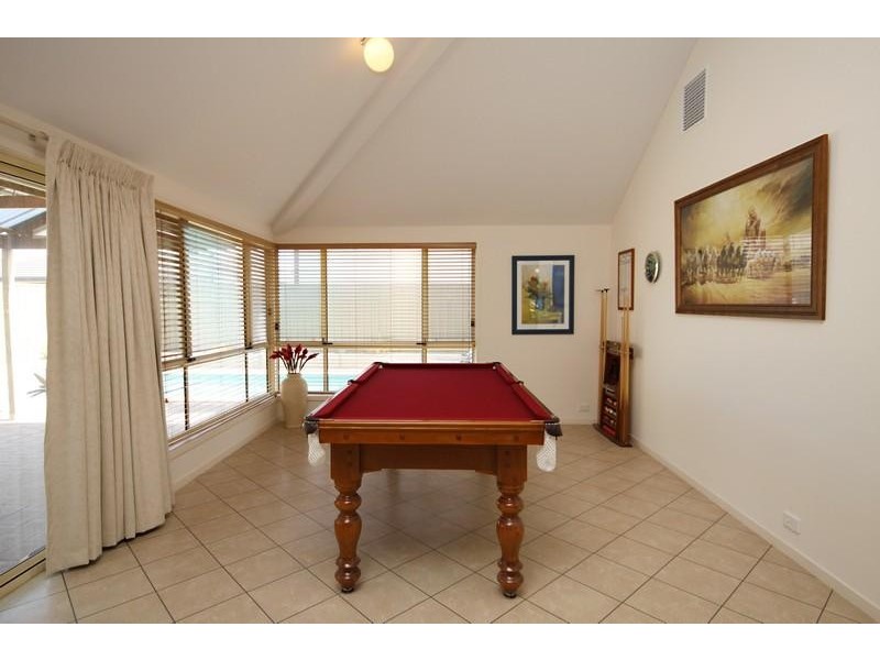 8 The Grove, Andrews Farm SA 5114
