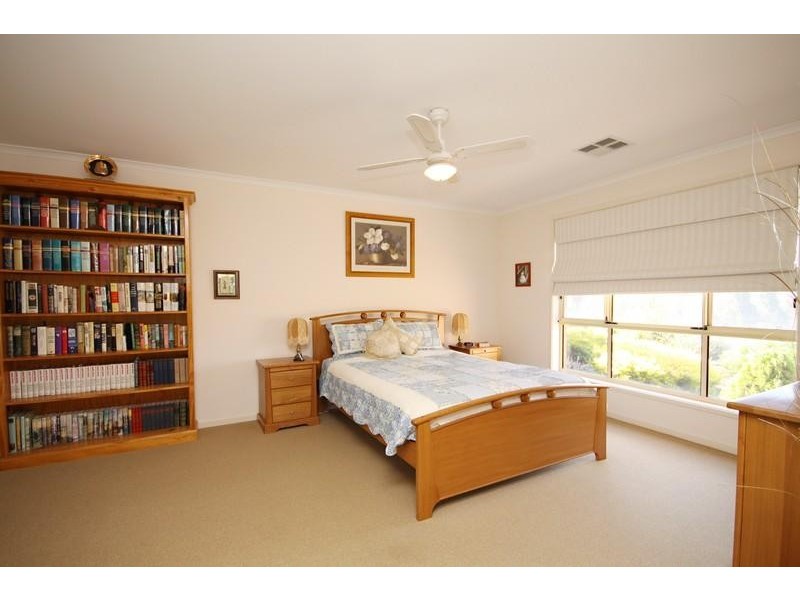 8 The Grove, Andrews Farm SA 5114