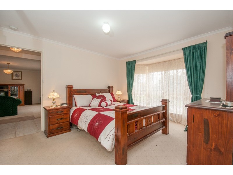 8 Orietta Court, Angle Vale SA 5117