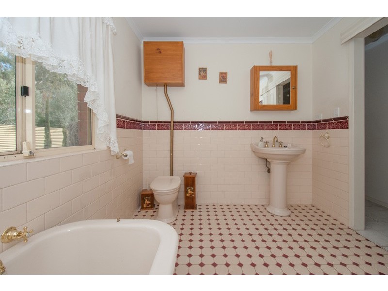 8 Orietta Court, Angle Vale SA 5117