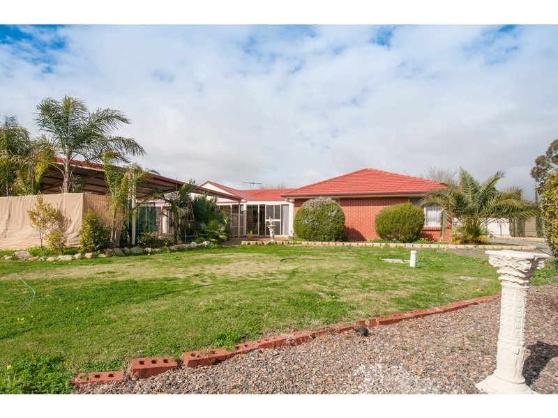 8 Orietta Court, Angle Vale SA 5117