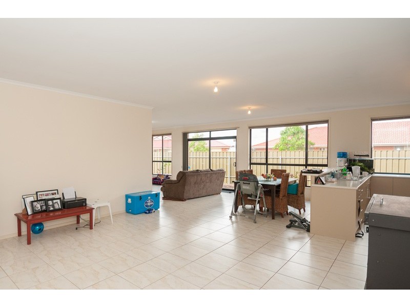 1 Eton Drive, Andrews Farm SA 5114