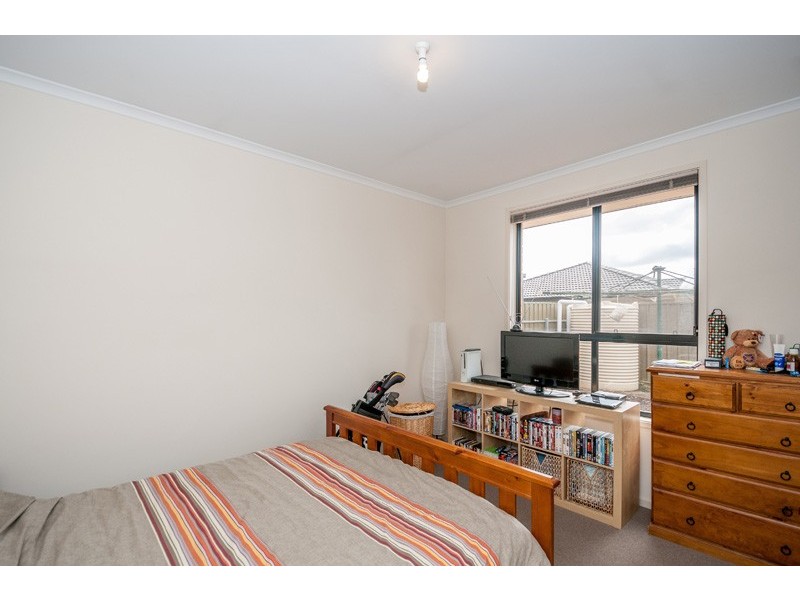 1 Eton Drive, Andrews Farm SA 5114