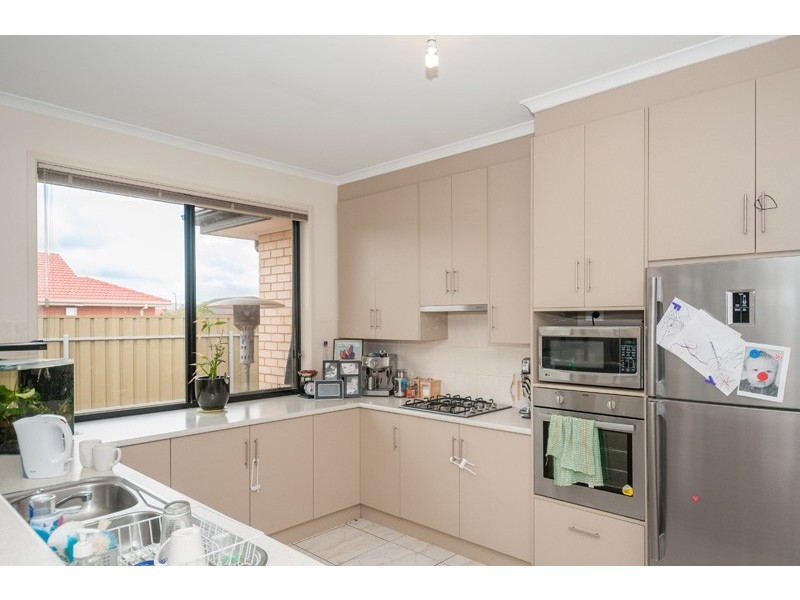 1 Eton Drive, Andrews Farm SA 5114