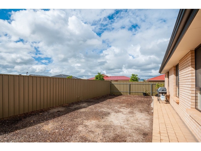 1 Eton Drive, Andrews Farm SA 5114