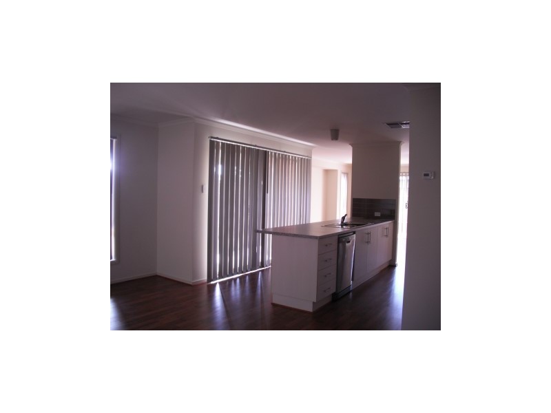 23 Dyson Street, Evanston SA 5116