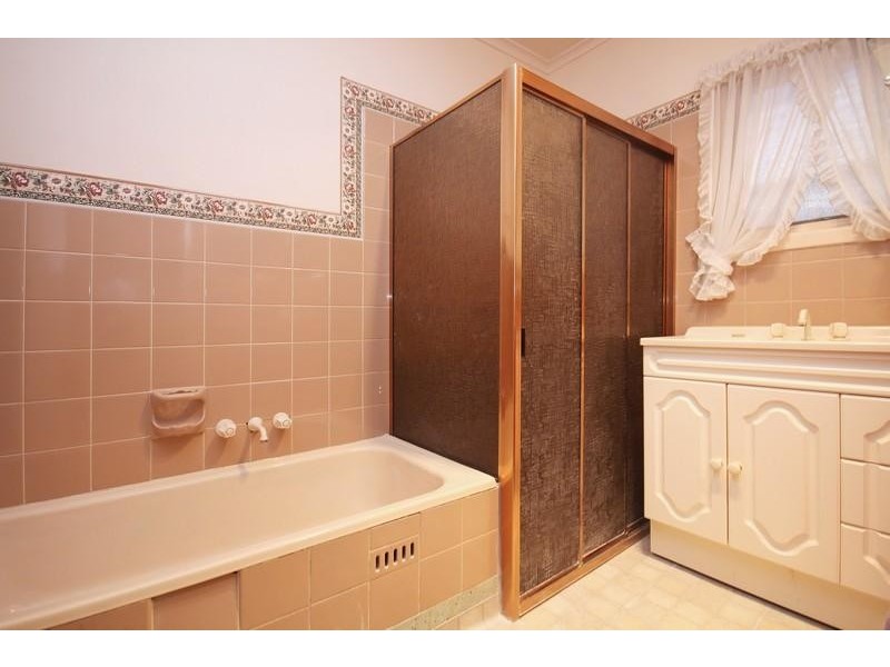 16 Beaumont Road, Smithfield Plains SA 5114