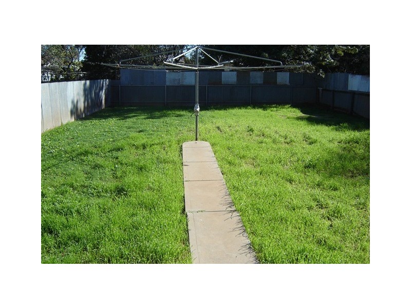13 Johnston Road, Elizabeth Downs SA 5113