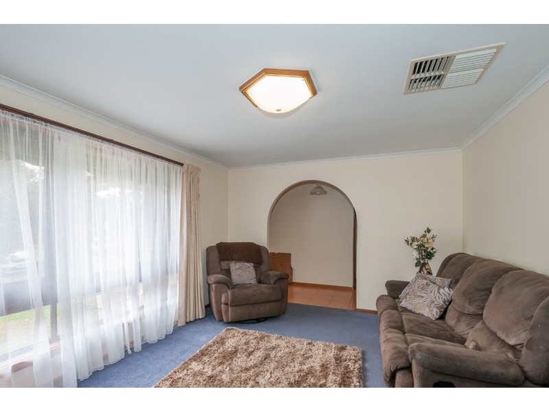 9 Bristol Way, Salisbury East SA 5109