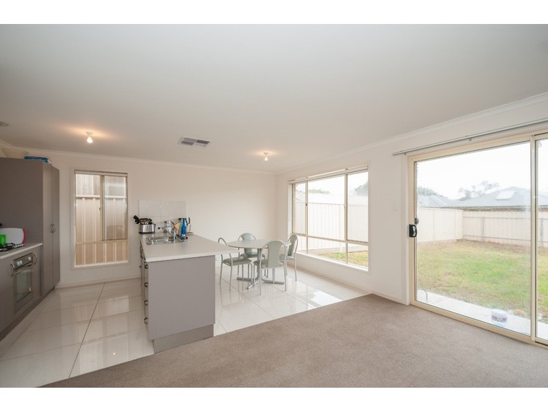 94 McKenzie Road, Elizabeth Downs SA 5113