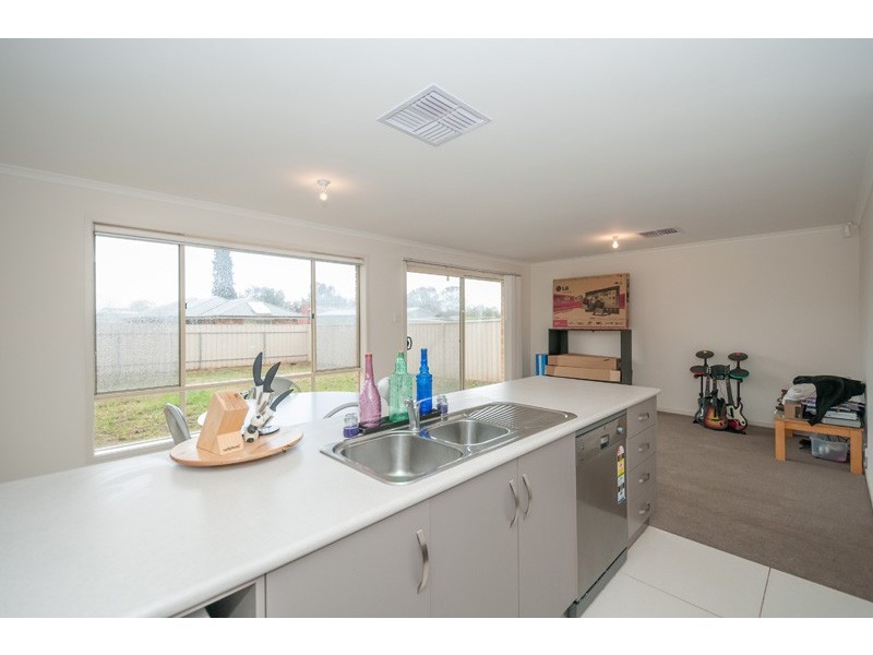 94 McKenzie Road, Elizabeth Downs SA 5113