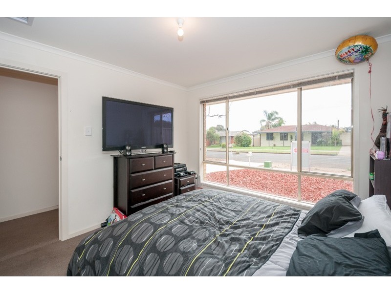 94 McKenzie Road, Elizabeth Downs SA 5113