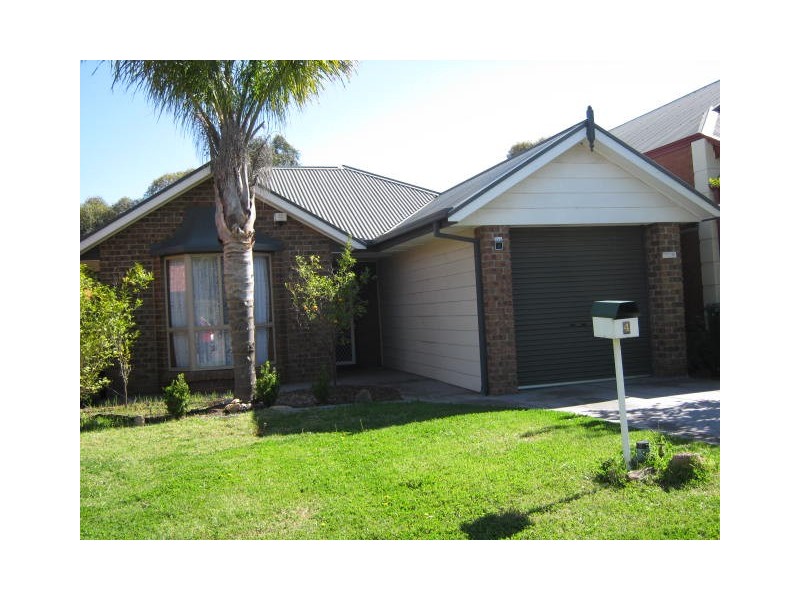 4 Cuneo Place, Golden Grove SA 5125