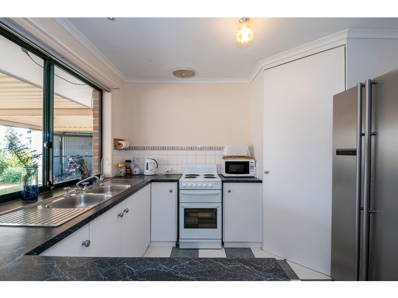 4 Andrews Court, Reid SA 5118