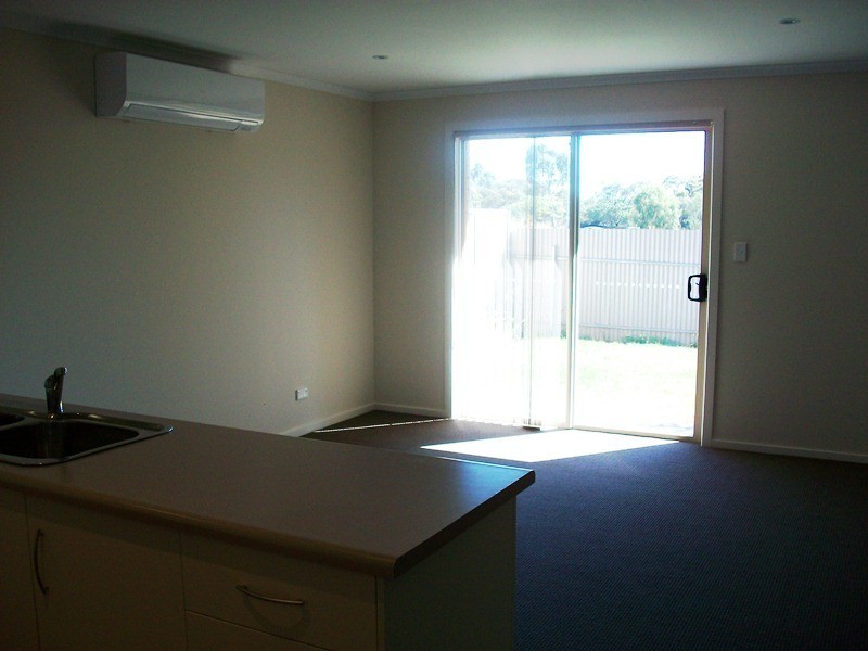 PROPERTY LEASED, Smithfield SA 5114