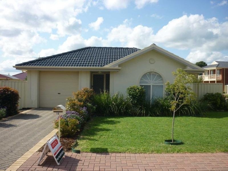 16 Grace Boulevard, Smithfield Plains SA 5114