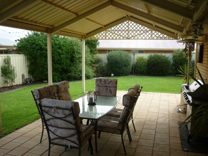 16 Grace Boulevard, Smithfield Plains SA 5114