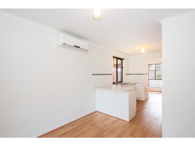 25 Jane Street, Smithfield SA 5114