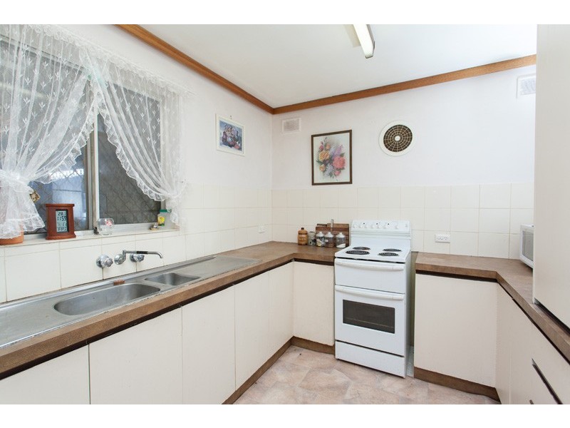 22 Dauntless Crescent, Elizabeth Downs SA 5113