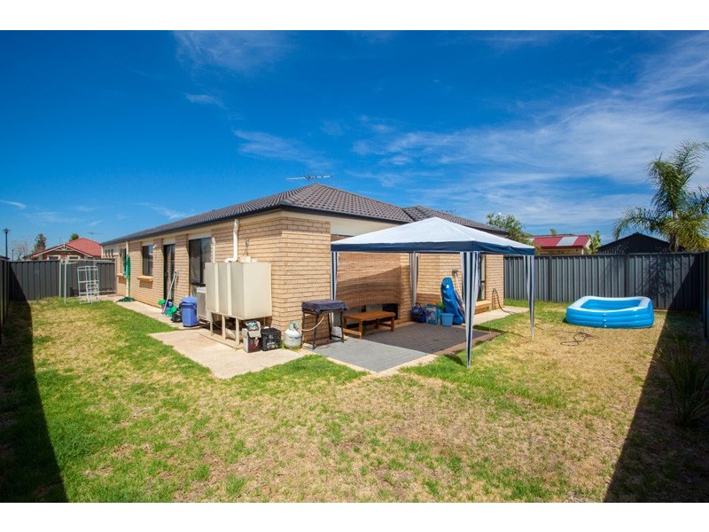 15 Robe Street, Andrews Farm SA 5114