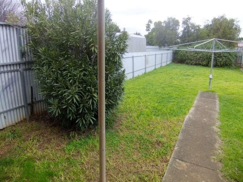 4 Worthington Road, Elizabeth East SA 5112