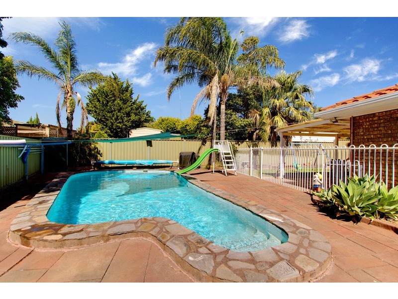 6 St Ives Court, Blakeview SA 5114