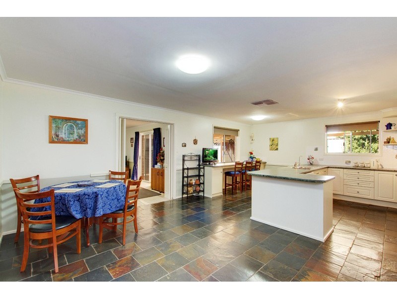 6 St Ives Court, Blakeview SA 5114