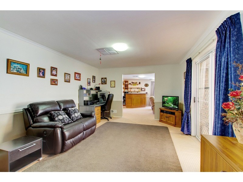 6 St Ives Court, Blakeview SA 5114
