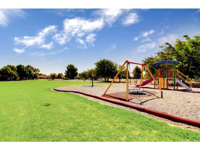 6 St Ives Court, Blakeview SA 5114