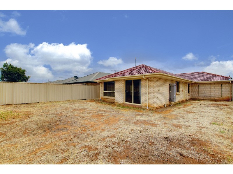 16 Burwood Road, Munno Para West SA 5115