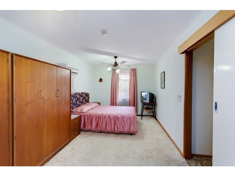 4 Wilterna Crescent, Smithfield SA 5114