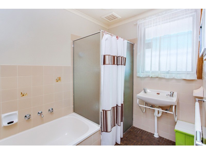 4 Wilterna Crescent, Smithfield SA 5114