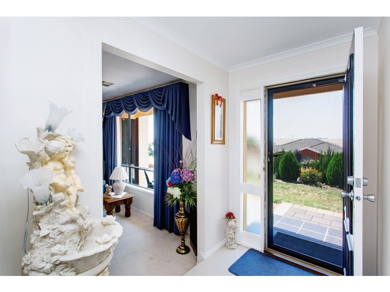 10 Sandpiper Way, Hewett SA 5118