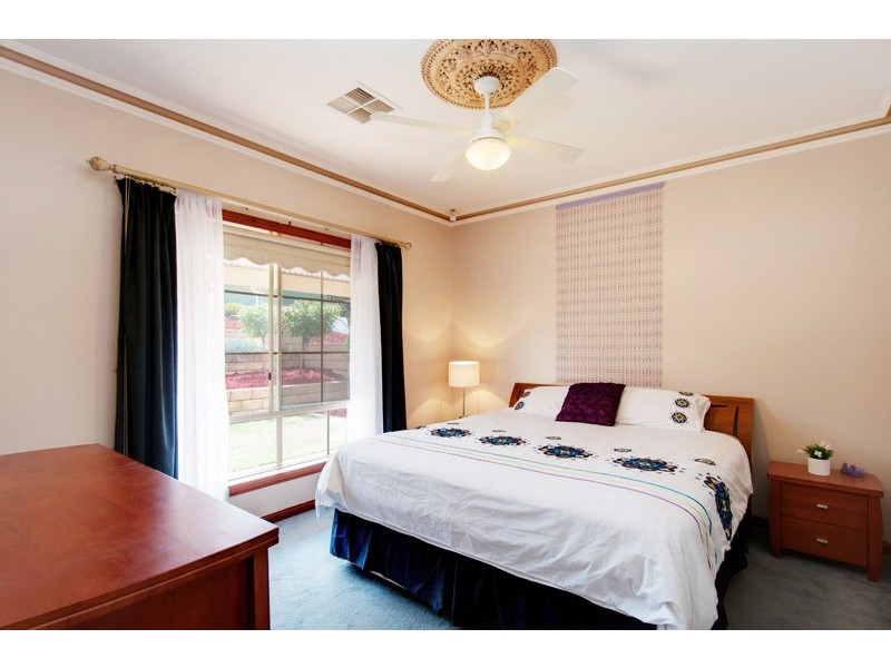 8 Osprey Parade, Hewett SA 5118