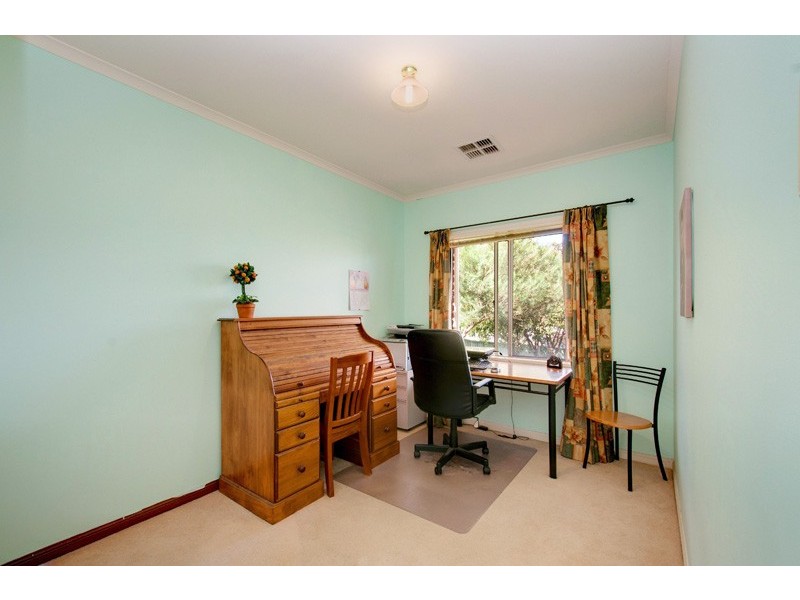 8 Osprey Parade, Hewett SA 5118