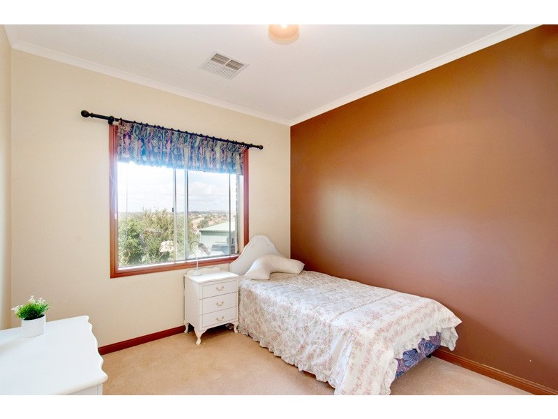 8 Osprey Parade, Hewett SA 5118